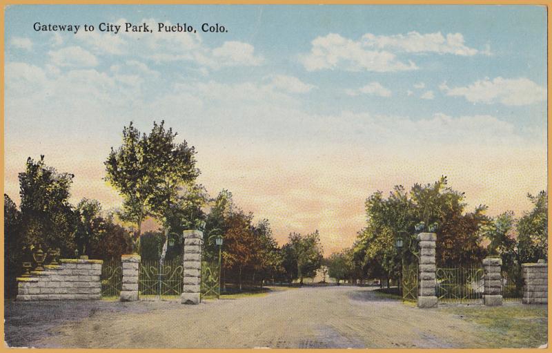 Pueblo, Colo., Gateway to City Park - 