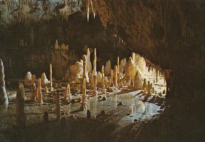 Italy Grotte di Frasassi La Grotta Grande del Vento Salle des Chandelles