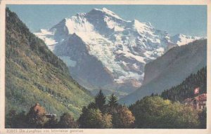 Schweiz Die Jungfrau von Interlaken gesehen