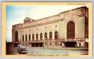 The Municipal Auditorium, Minneapolis, Minnesota, Vintage Postcard, Old Cars