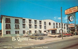 San Antonio, Texas LA QUINTA MOTOR INN Roadside c1970s Chrome Vintage Postcard