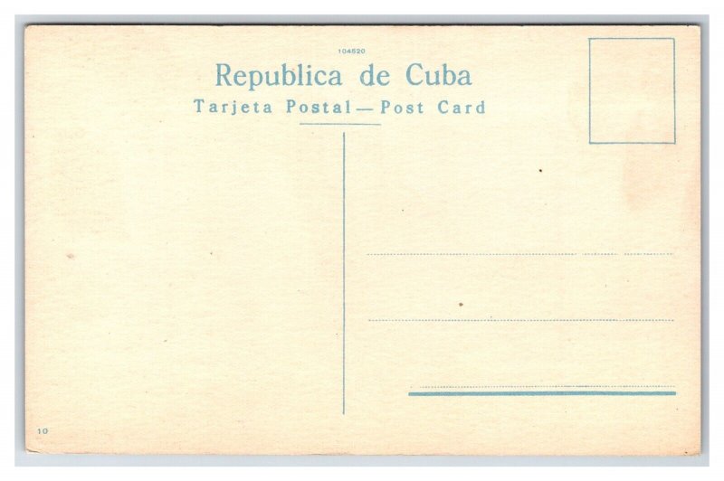 Moat of Cabana Fortress Havana Cuba UNP DB Postcard B19
