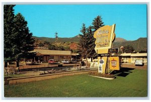 c1960 Alpine Motel 45 Manitou Ave US Hwy West Manitou Springs Colorado Postcard