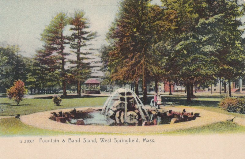 WEST SPRINGFIELD, Massachusetts, 1900-1910s; Fountain & Band Stand