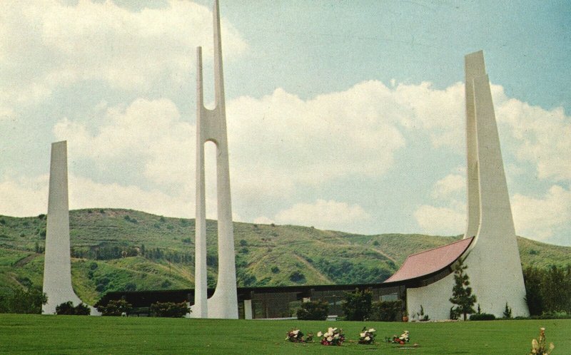 Vintage Postcard Atop Rolling Hills Memorial Chapel Three Towering Spires CA