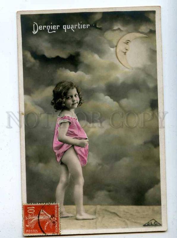 206662 NUDE Little Girl w/ MOON Crescent Vintage PHOTO PC