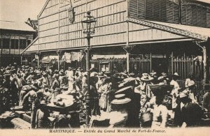 Martinique Entrée du Grand Marche de Fort-de-France Postcard 03.94