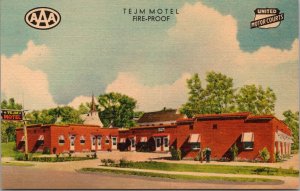 Tejm Motel Around Davenport Iowa Postcard PC373