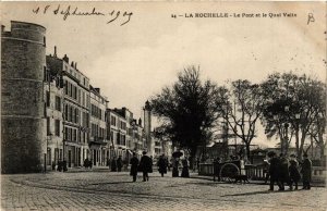 CPA La ROCHELLE Le Pont et le Quai Valin (666693)