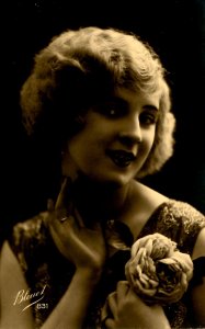 Beautiful Lady.     *RPPC