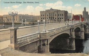 DES MOINES, IA Iowa   LOCUST STREET BRIDGE & CITY VIEW    c1910's Postcard