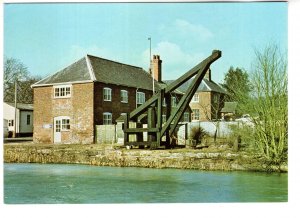 Kennet & Avon Canal, Burbage Wharf, Wiltshire