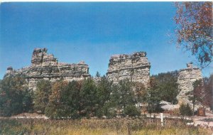 Wisconsin Castle Rock Chrome Postcard Unused, Dexter Press