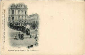 CPA Hotel de Ville de VANNES-Une Noce Bretonne (27607)