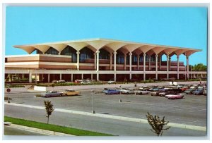 c1950 Memphis Metropolitan Airport Serving 7 Airlines Memphis Tennessee Postcard