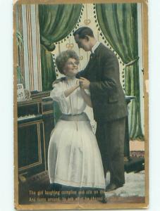 Edge Tear Pre-Linen ROMANTIC COUPLE BESIDE PIANO k9397