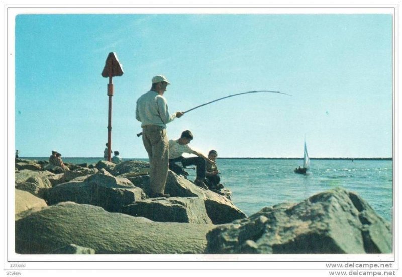 Galilee , Rhode Island , Fish Fishing off the Rocks , 40-60s