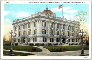 VINTAGE POSTCARD THE COURT HOUSE AND WORLD WAR MEMORIAL CLUBROOMS GRAND FORKS ND