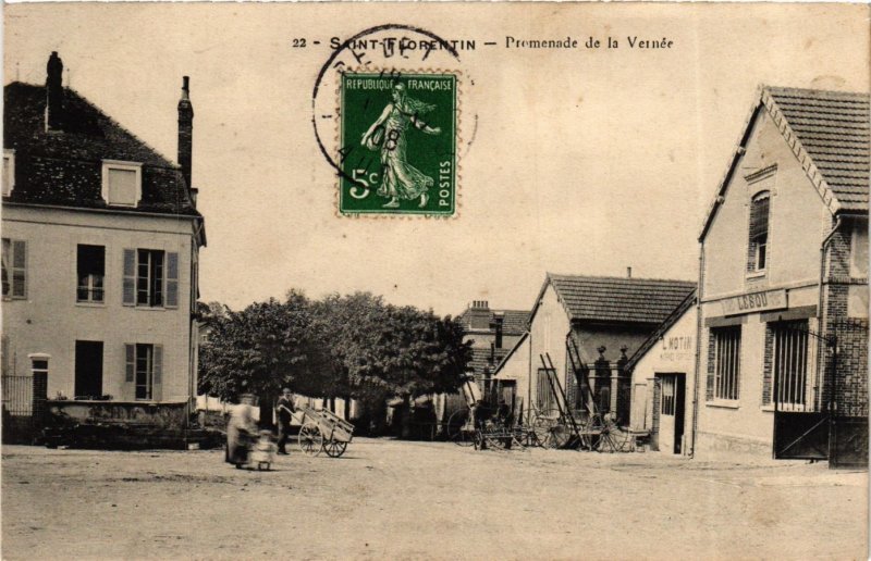 CPA St-FLORENTIN Promenade de la Vernée (869044)