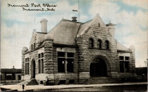 Postcard Fremont Post Office in Fremont, Nebraska