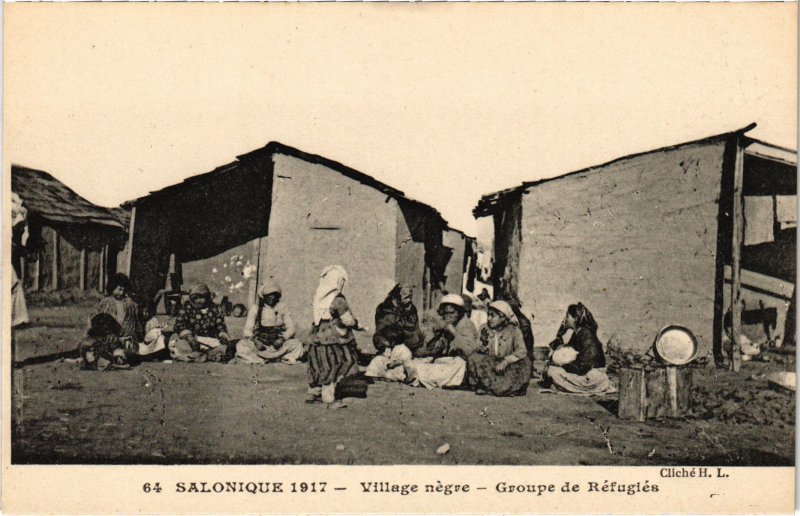 CPA AK SALONICA Village negre Groupe des Réfugiés GREECE (977148)