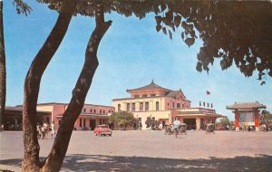 Koahsiung Taiwan Train Station Vintage Postcard AA53420