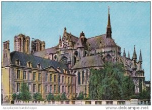 France Reims La Cathedrale l'Abside et le Palais Archiepiscopal