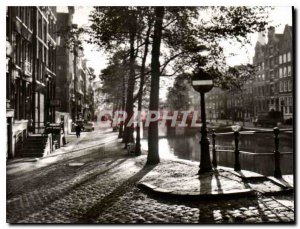 Postcard Modern Amsterdam Oud Voorburgwal