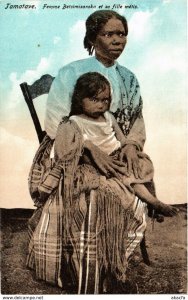 CPA AK Tamatave- Femme Betsimisaraka et sa fille metis MADAGASCAR (819110)