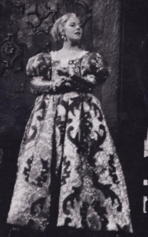 Dorothy Tutin as Desdemona Royal Shakespeare Company Theatre Postcard