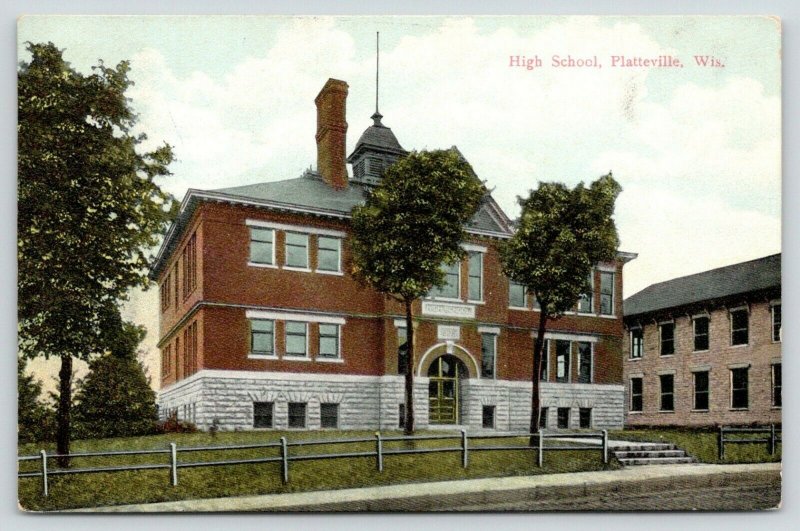 Platteville Wisconsin~High School Built 1905~Steps to Sidewalk Across Lawn~1911 