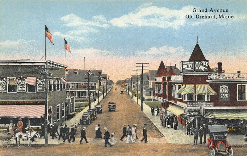 Old Orchard Beach ME Grand Avenue Horse & Wagon Old Cars Postcard