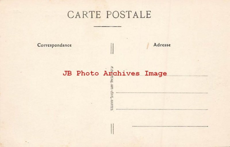 France, Le Croisic, Plage de Port-Lin Maree Haute, Beach at High Tide