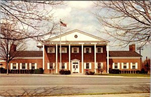 Postcard BUILDING SCENE Dover Delaware DE AK3327