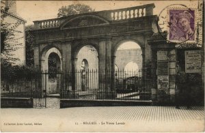 CPA MILLAU - Le vieux lavoir (148042)