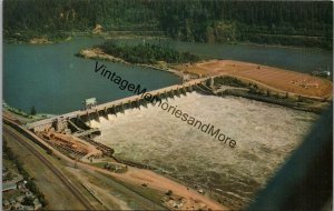 Bonneville Dam on the Columbia River Postcard PC350