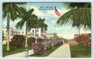 HOLLYWOOD, FL Florida View of PARK & BUILDINGS 1952 Linen Postcard