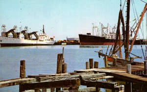 Gulfport, Mississippi - The State Docks - c1950