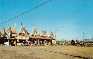 Boischatel Quebec Canada Artisanat Beaupre Shop Exterior Vintage Postcard J68669