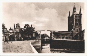 Netherlands Zierikzee Noord en Zuidhavenpoort Vintage RPPC 04.12