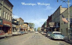 Deer Street in Manistique, Michigan
