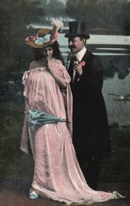 Lovers Couple Photograph Dating Umbrella Sweet Romance Vintage Postcard