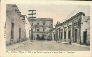 Mexico Escuela Oficial y un Hotel Cerrando la Calle Juarez Chihuahua 06.87