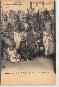 BENIN DAHOMEY : allada, S.M. gi-gla, roi d'allada et ses conseillers - tres b...