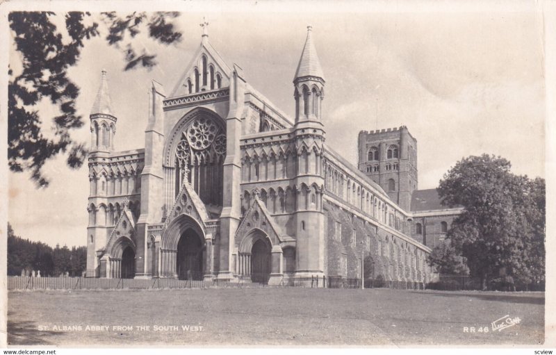 RP; HERTFORDSHIRE, England, PU-1966; St. Albans Abbey From The South West
