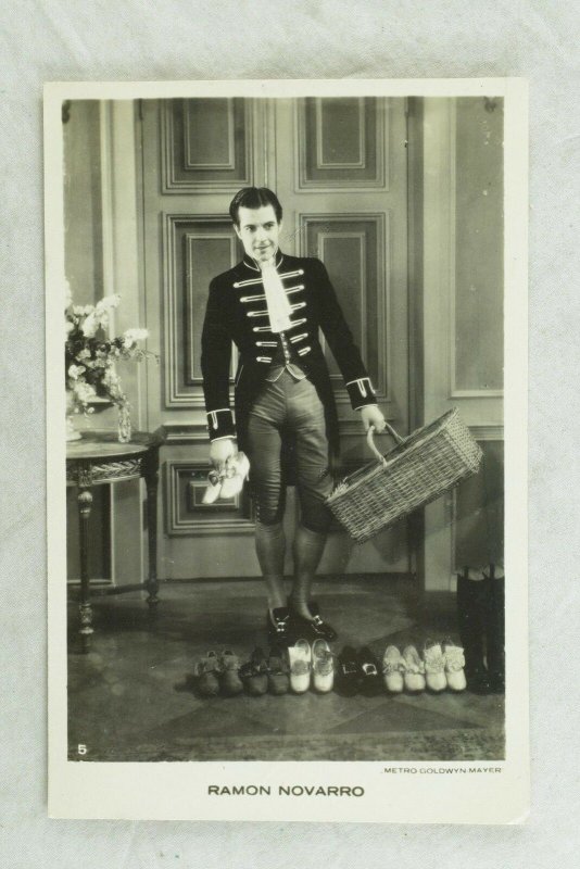 1930's RPPC Ramon Novarro Movie Star Dutch Real Photo Postcard 2 P107 