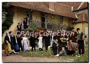 Postcard Modern OF THE GAS TSAROLLAIS Folk Group CHAROLLES