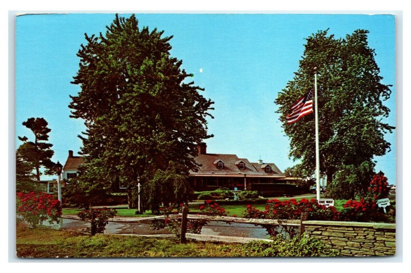 Postcard Milleridge Inn, Jericho Long Island, NY  E49