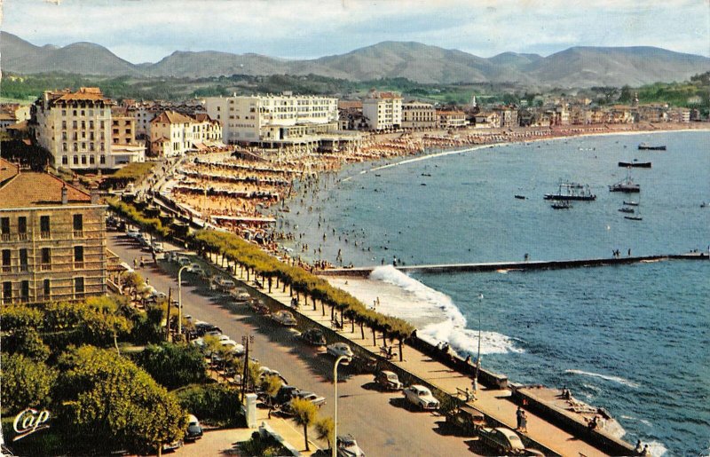 B108541 France Saint Jean de Auz La Plage Promenade Cars Voitures real photo uk