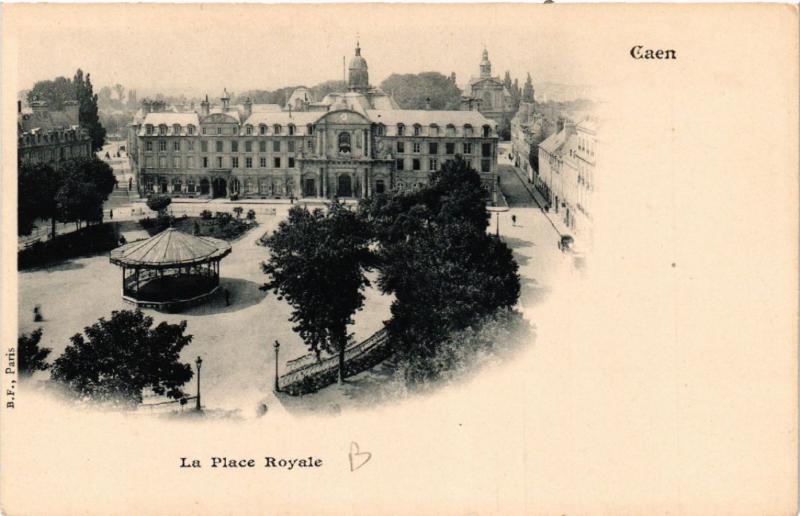 CPA CAEN - La Place Royale (515785)